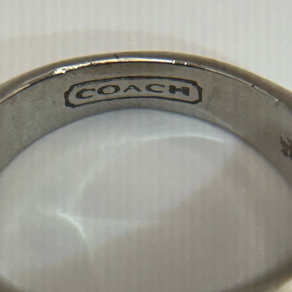 Coach Cream Enamel Dome Ring with Crystal Daisy Accents - Picture 4 of 4